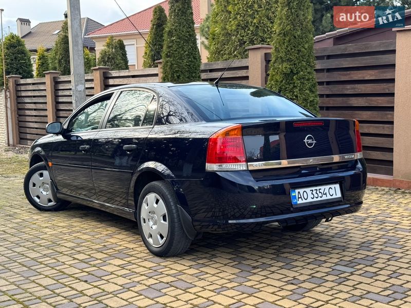 Седан Opel Vectra 2005 в Одесі