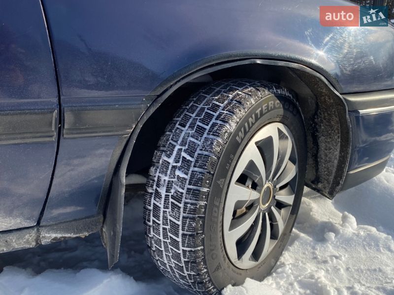 Седан Opel Vectra 1992 в Миргороде фото 10 Седан Opel Vectra 1992 в Миргороде