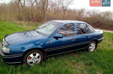 Седан Opel Vectra 1992 в Новоархангельську