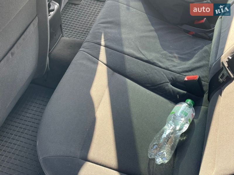 Седан Opel Vectra 2004 в Южному