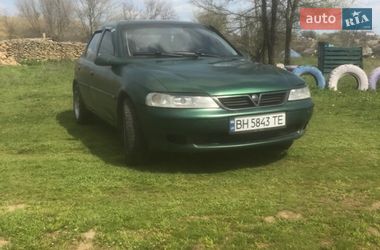 Седан Opel Vectra 1996 в Татарбунарах