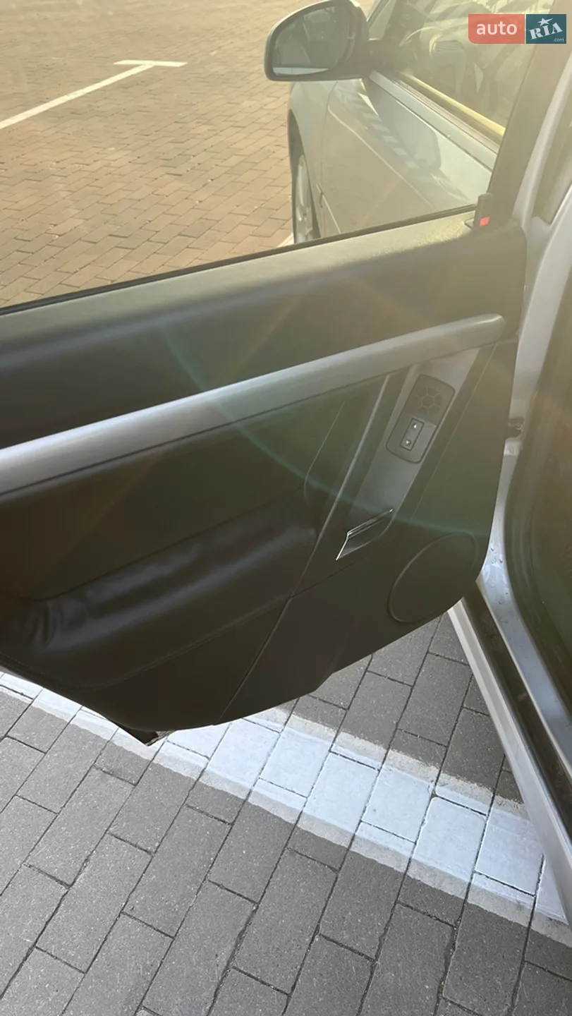 Opel Vectra 2004 VIN W0L0ZCF6841089735 фото оголошення 9 з 16