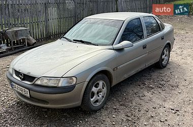 Седан Opel Vectra 1998 в Прилуках