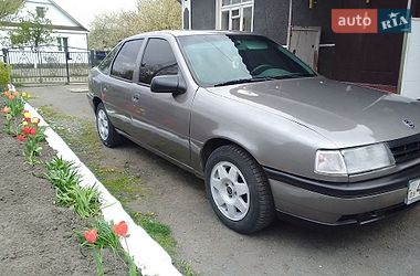 Лифтбек Opel Vectra 1990 в Ковеле