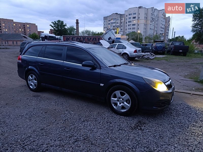 Универсал Opel Vectra 2006 в Полтаве