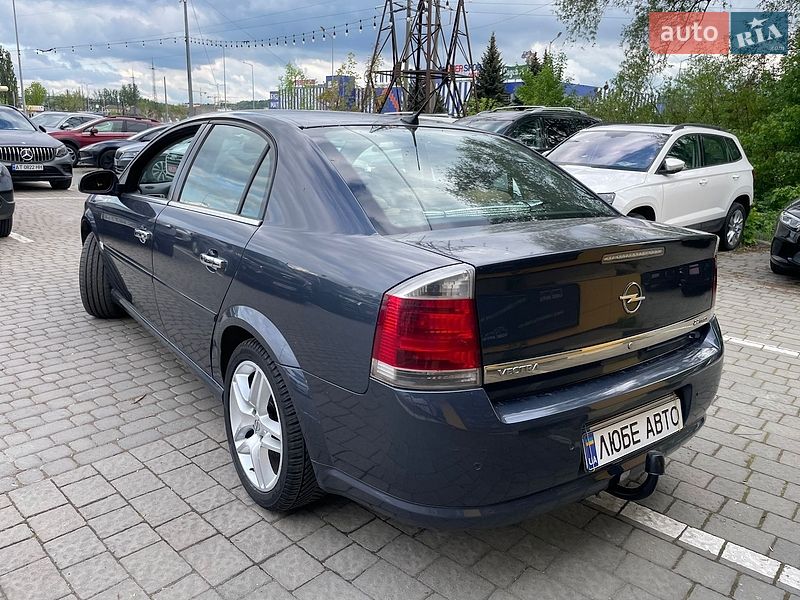 Седан Opel Vectra 2007 в Львове