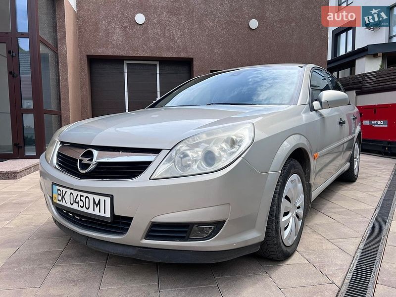 Седан Opel Vectra 2006 в Ровно
