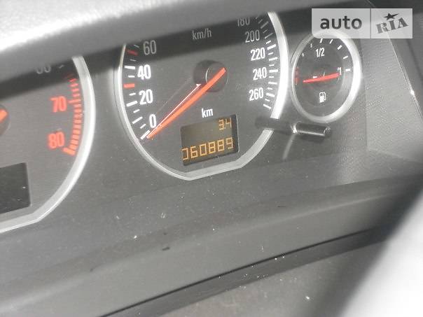 Седан Opel Vectra 2004 в Ивано-Франковске
