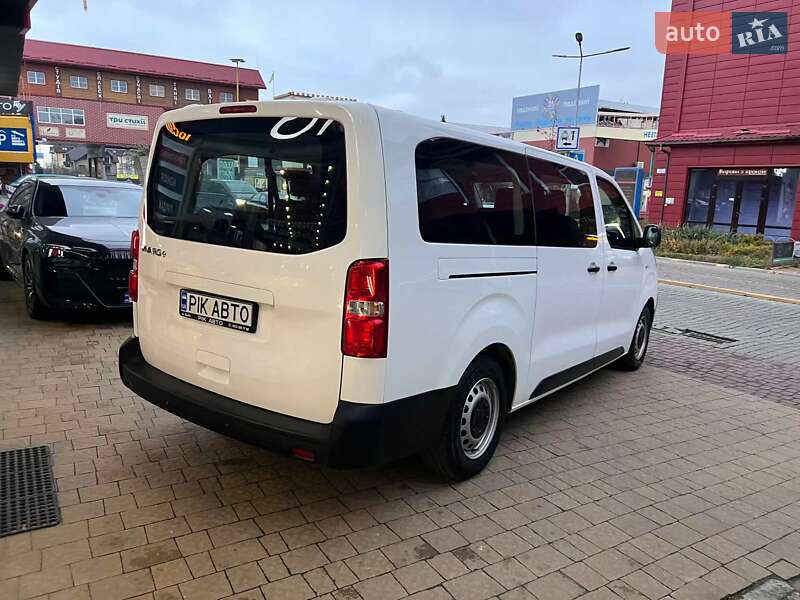 Мінівен Opel Vivaro-e 2020 в Львові