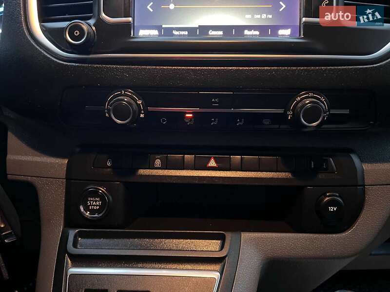 Мінівен Opel Vivaro-e 2020 в Львові