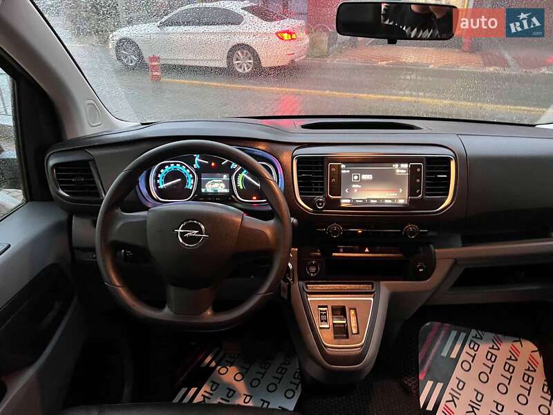 Мінівен Opel Vivaro-e 2020 в Львові
