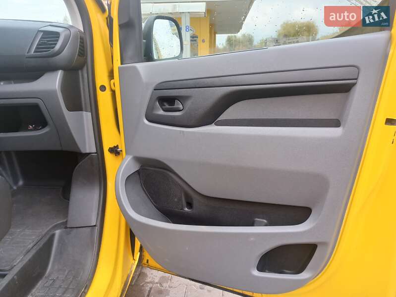 Грузовой фургон Opel Vivaro-e 2021 в Дубно