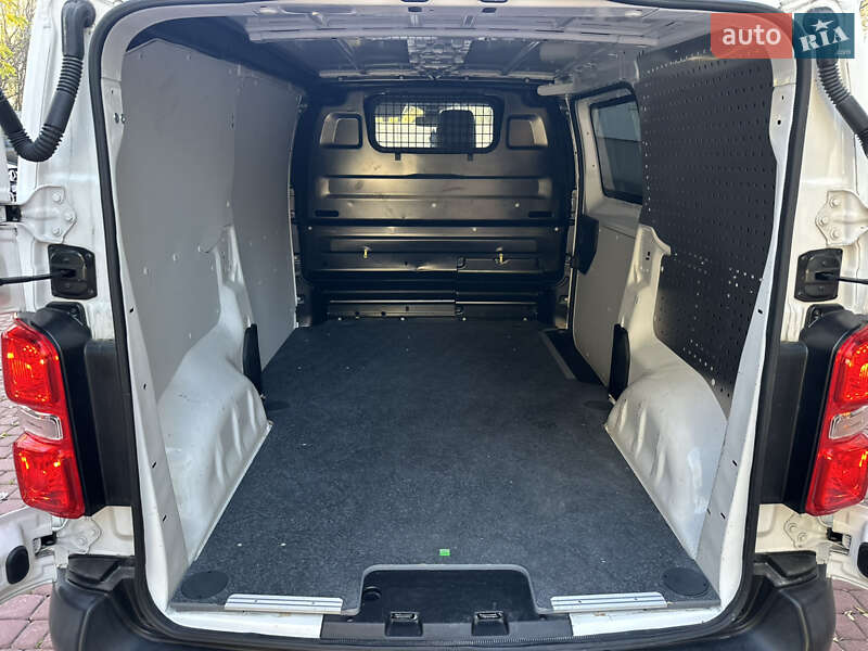 Микроавтобус грузовой (до 3,5т) Opel Vivaro-e 2021 в Львове фото 20 Микроавтобус грузовой (до 3,5т) Opel Vivaro-e 2021 в Львове