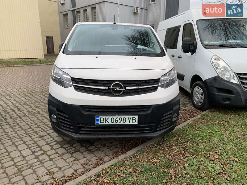Opel Vivaro-e 2022