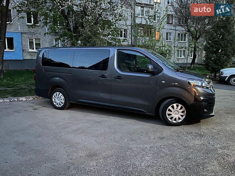 Opel Vivaro-e, фото из объявления