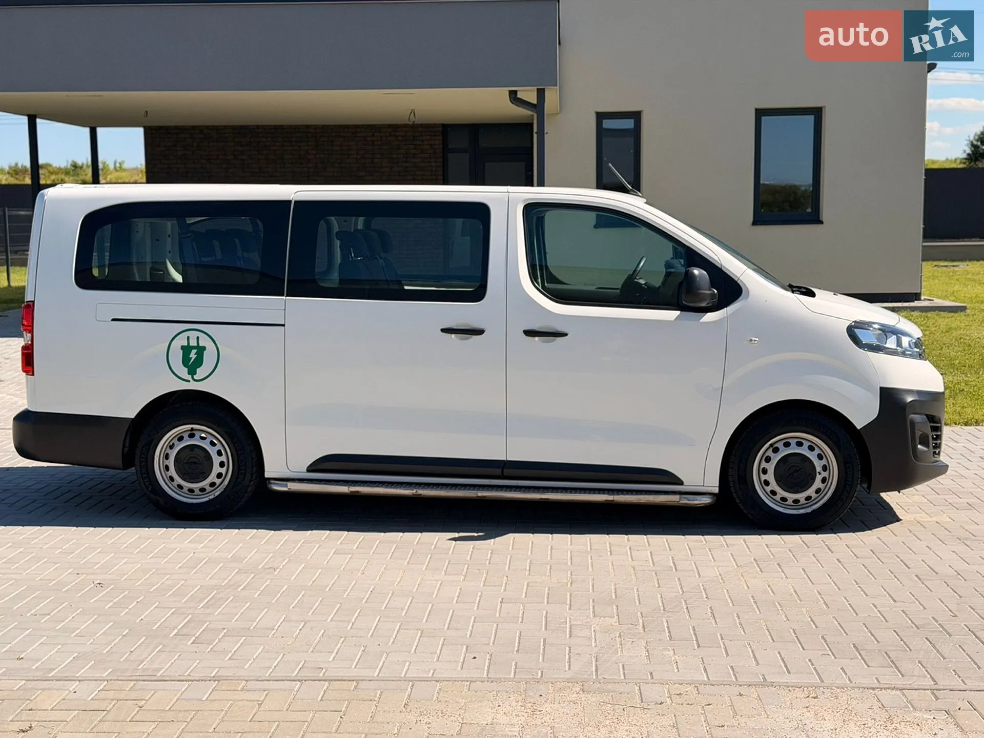 2021 Opel Vivaro - мініатюра 8