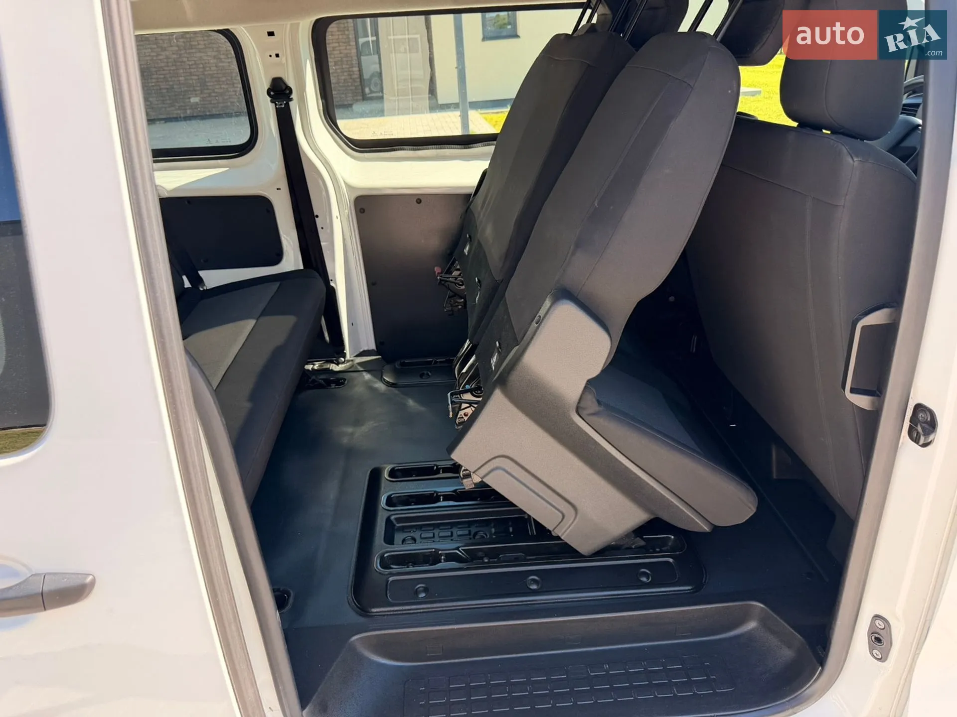 2021 Opel Vivaro - мініатюра 17