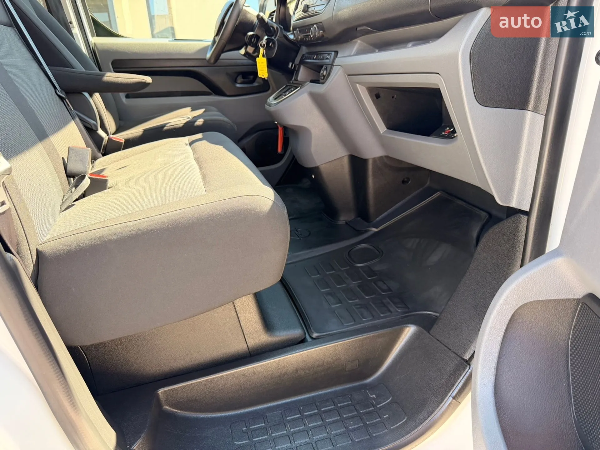 2021 Opel Vivaro - мініатюра 27