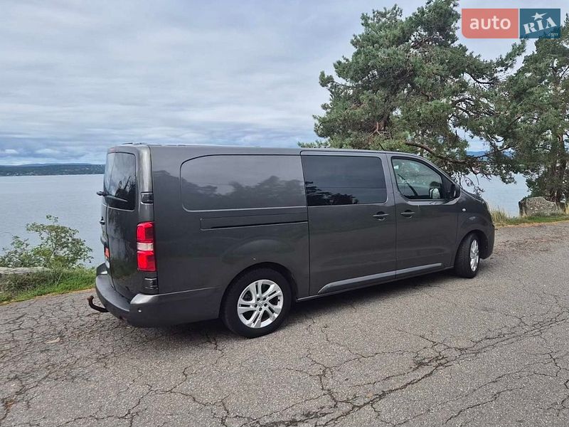 Вантажний фургон Opel Vivaro-e 2021 в Житомирі