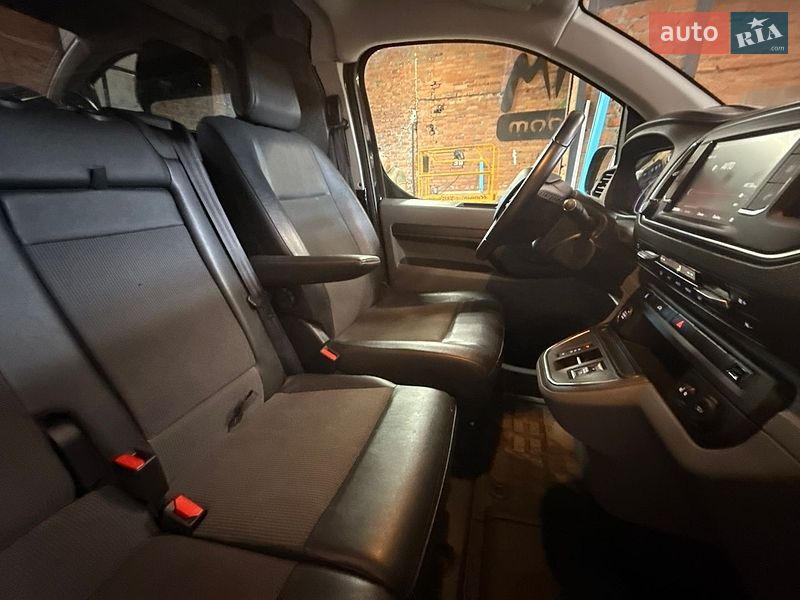 Вантажний фургон Opel Vivaro-e 2021 в Житомирі