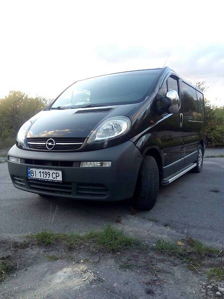 Opel Vivaro груз.