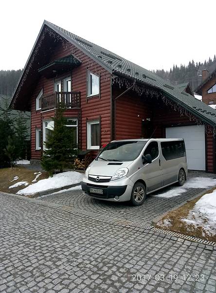 Opel Vivaro 2002 года