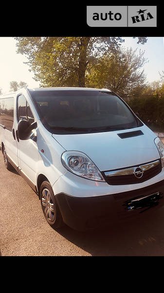 Opel Vivaro пасс.