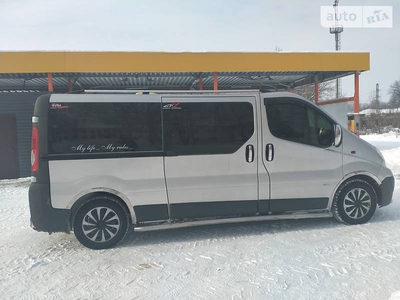 Opel Vivaro пасс.