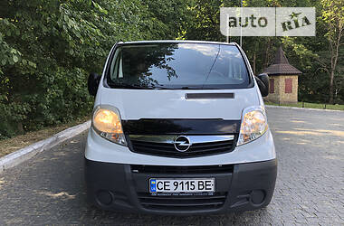 Минивэн Opel Vivaro пасс. 2011 в Черновцах