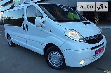  Opel Vivaro 2010 в Киеве