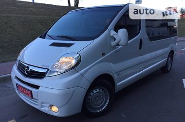  Opel Vivaro 2010 в Киеве