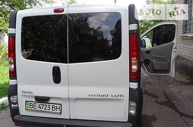 Минивэн Opel Vivaro 2010 в Врадиевке