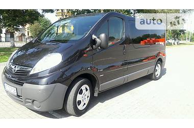 Грузопассажирский фургон Opel Vivaro 2011 в Коломые