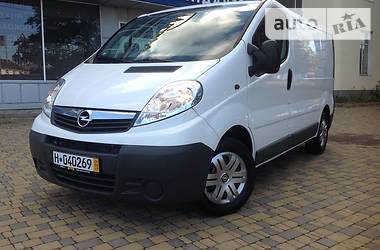 Грузопассажирский фургон Opel Vivaro 2013 в Одессе