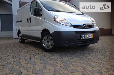 Грузопассажирский фургон Opel Vivaro 2013 в Одессе