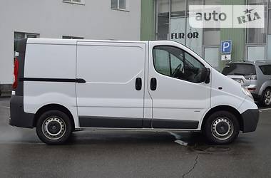 Грузопассажирский фургон Opel Vivaro 2009 в Киеве