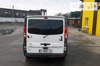 Грузопассажирский фургон Opel Vivaro 2007 в Сквире