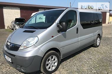 Минивэн Opel Vivaro 2011 в Луцке