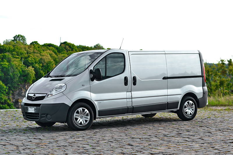 Грузопассажирский фургон Opel Vivaro 2014 в Житомире