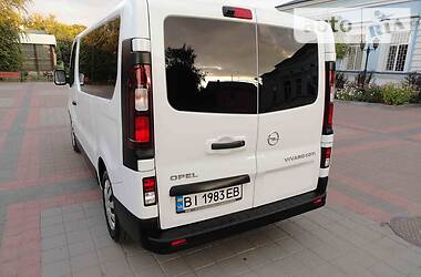 Мінівен Opel Vivaro 2015 в Полтаві