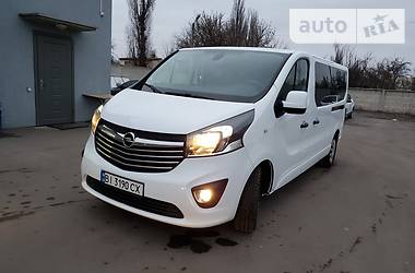 Грузопассажирский фургон Opel Vivaro 2015 в Полтаве