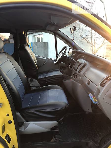 Вантажопасажирський фургон Opel Vivaro 2004 в Харкові фото 10 Вантажопасажирський фургон Opel Vivaro 2004 в Харкові
