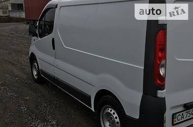 Вантажопасажирський фургон Opel Vivaro 2010 в 