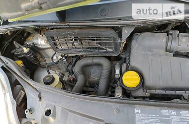 Вантажопасажирський фургон Opel Vivaro 2009 в 