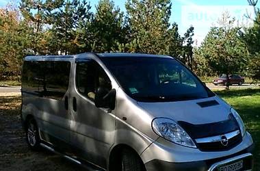 Вантажопасажирський фургон Opel Vivaro 2008 в 