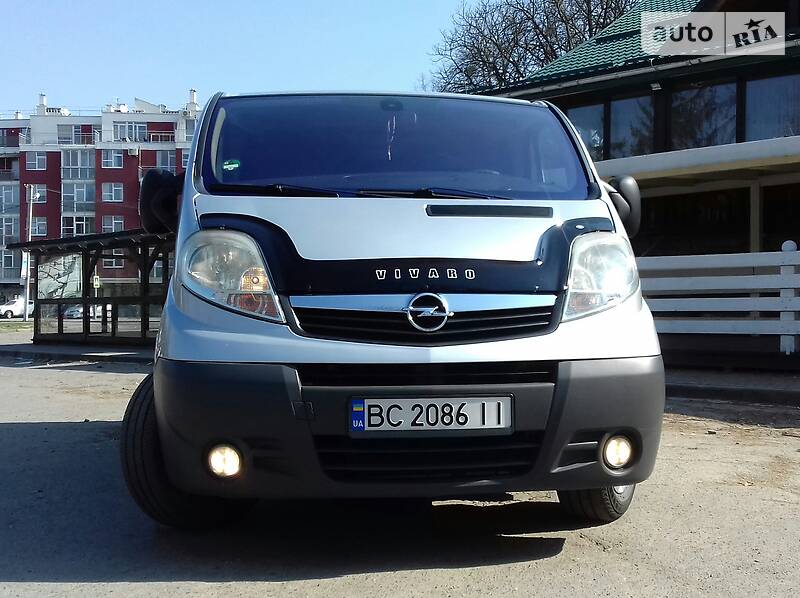 Минивэн Opel Vivaro 2007 в Львове