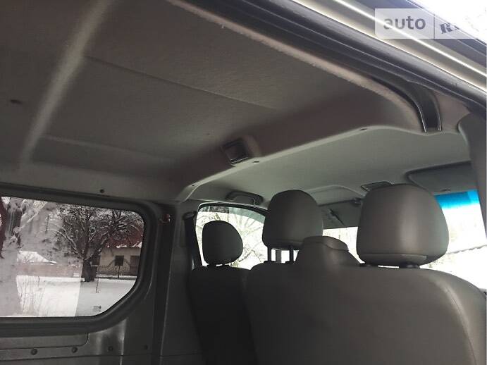 Грузопассажирский фургон Opel Vivaro 2009 в Коломые