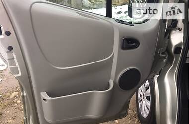 Вантажопасажирський фургон Opel Vivaro 2009 в 