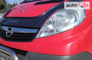 Універсал Opel Vivaro 2011 в 
