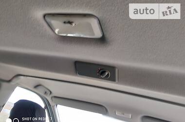 Мінівен Opel Vivaro 2011 в 